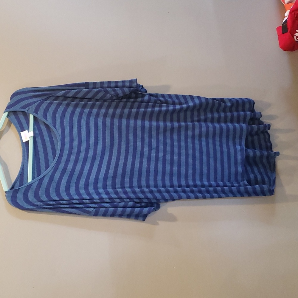 Lularoe 2XL Irma (22-24W)
